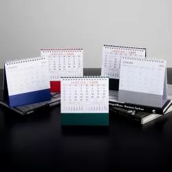 Calendário de Mesa Papel Personalizado Para dar de brinde